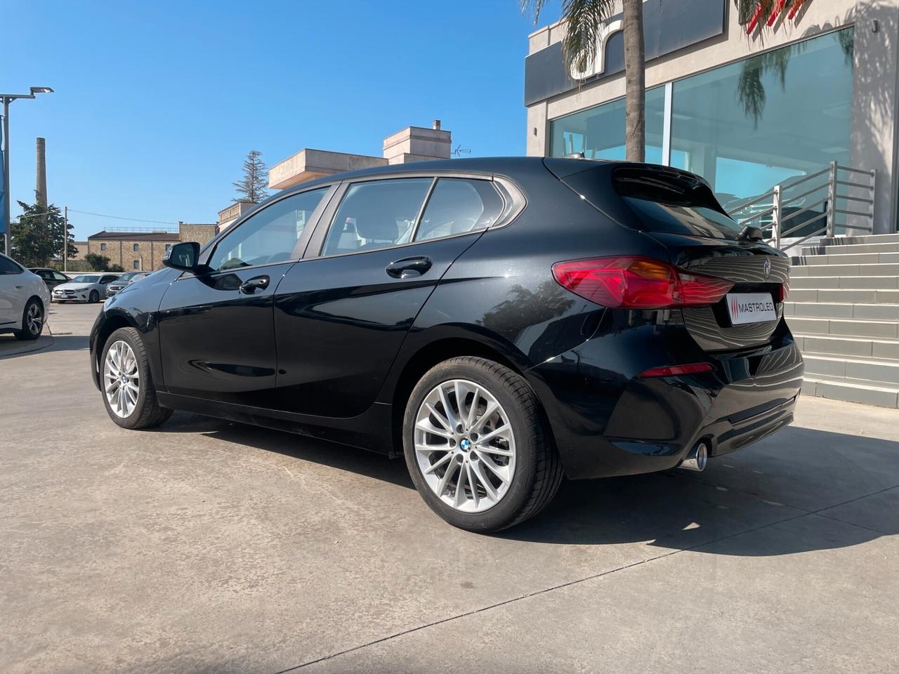 Bmw 116 116d 5p. Business Advantage Automatico
