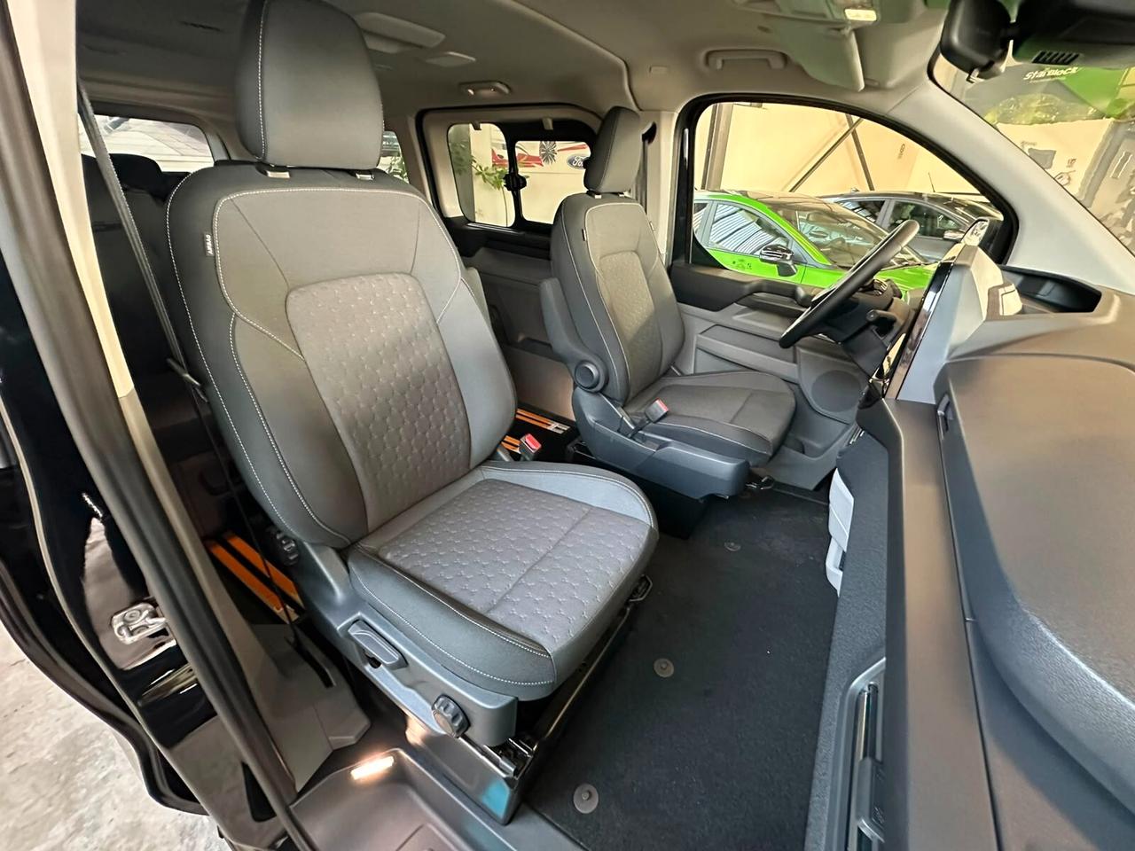 Ford Tourneo Custom Titanium KM0