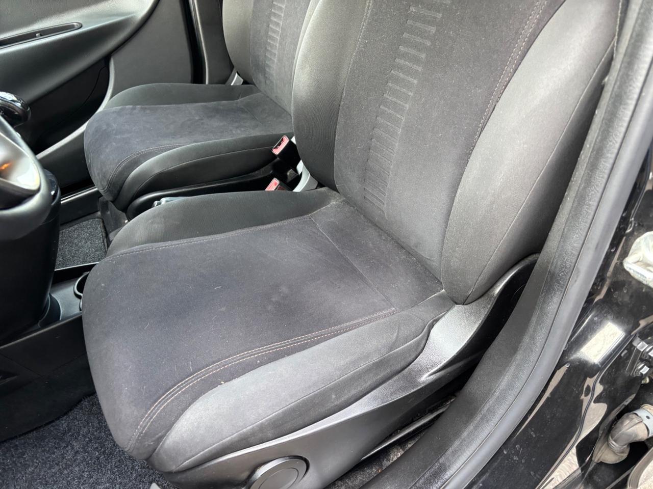 Lancia Ypsilon 5 porte Metano Ecochic OK NEOPATENTATI