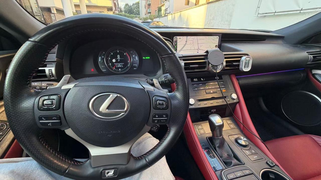 Lexus RC 300h Hybrid F Sport 2020