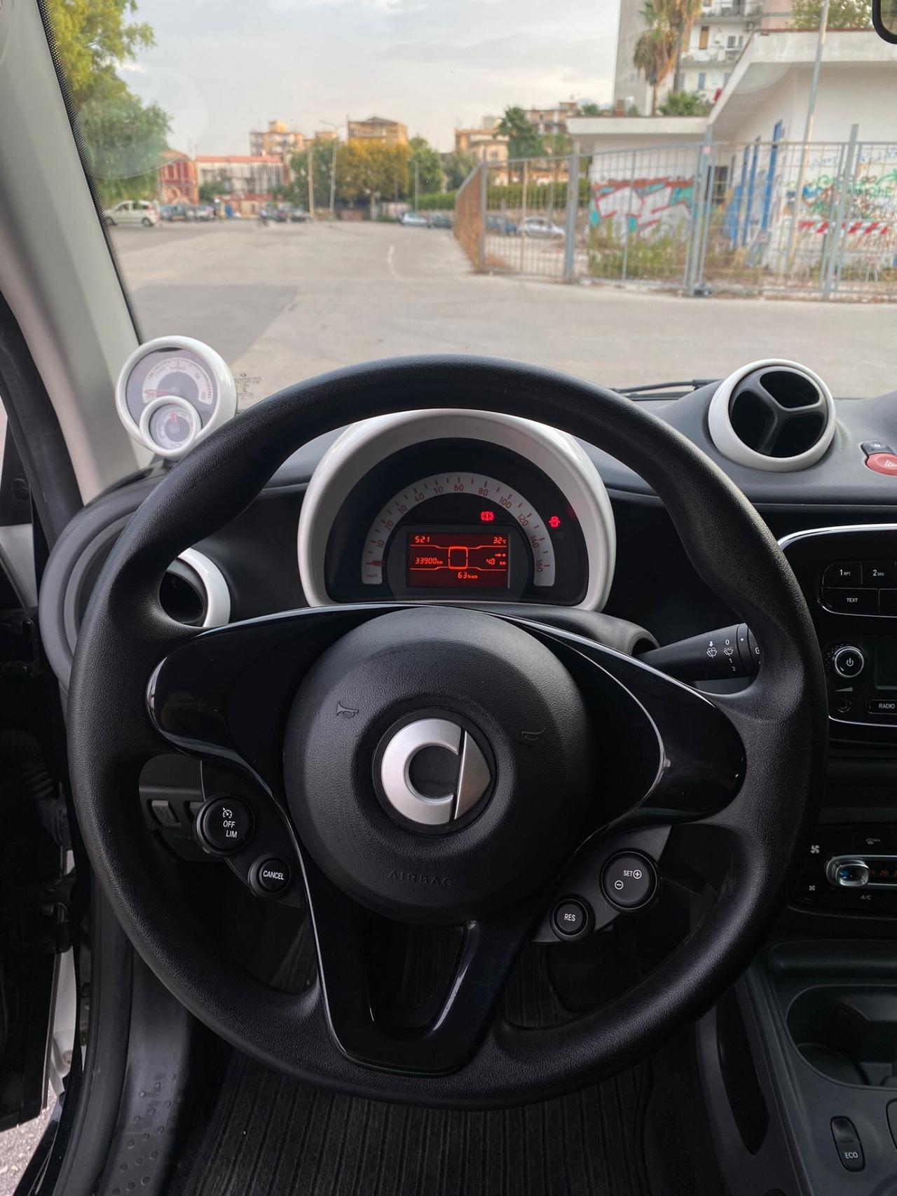 Smart ForTwo EQ Youngster