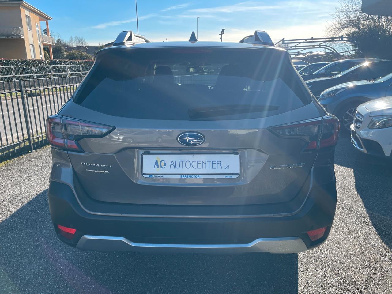 Subaru OUTBACK 2.5i Lineartronic Premium