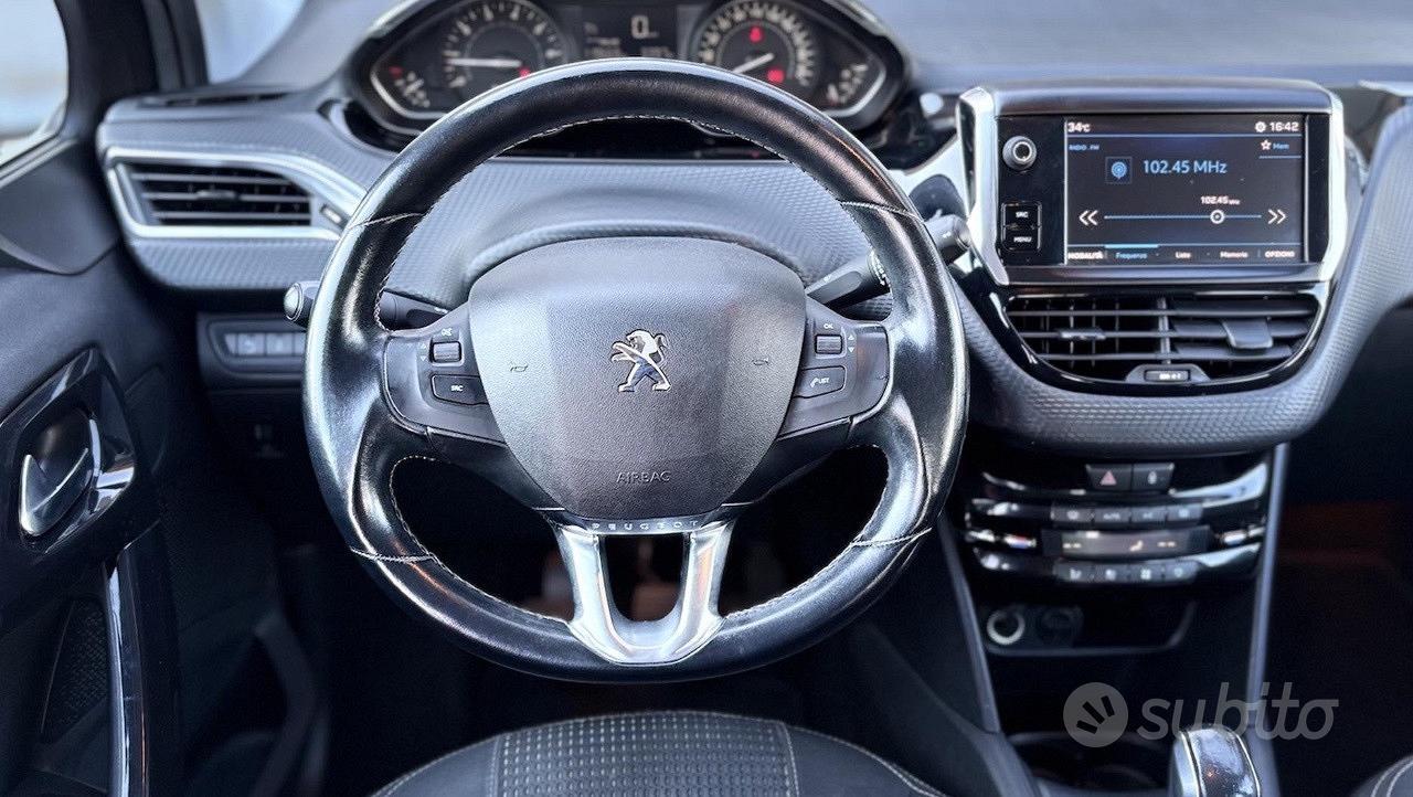 Peugeot 208 5 Porte 1.2 Benzina 82CV E6 Neo - 2017