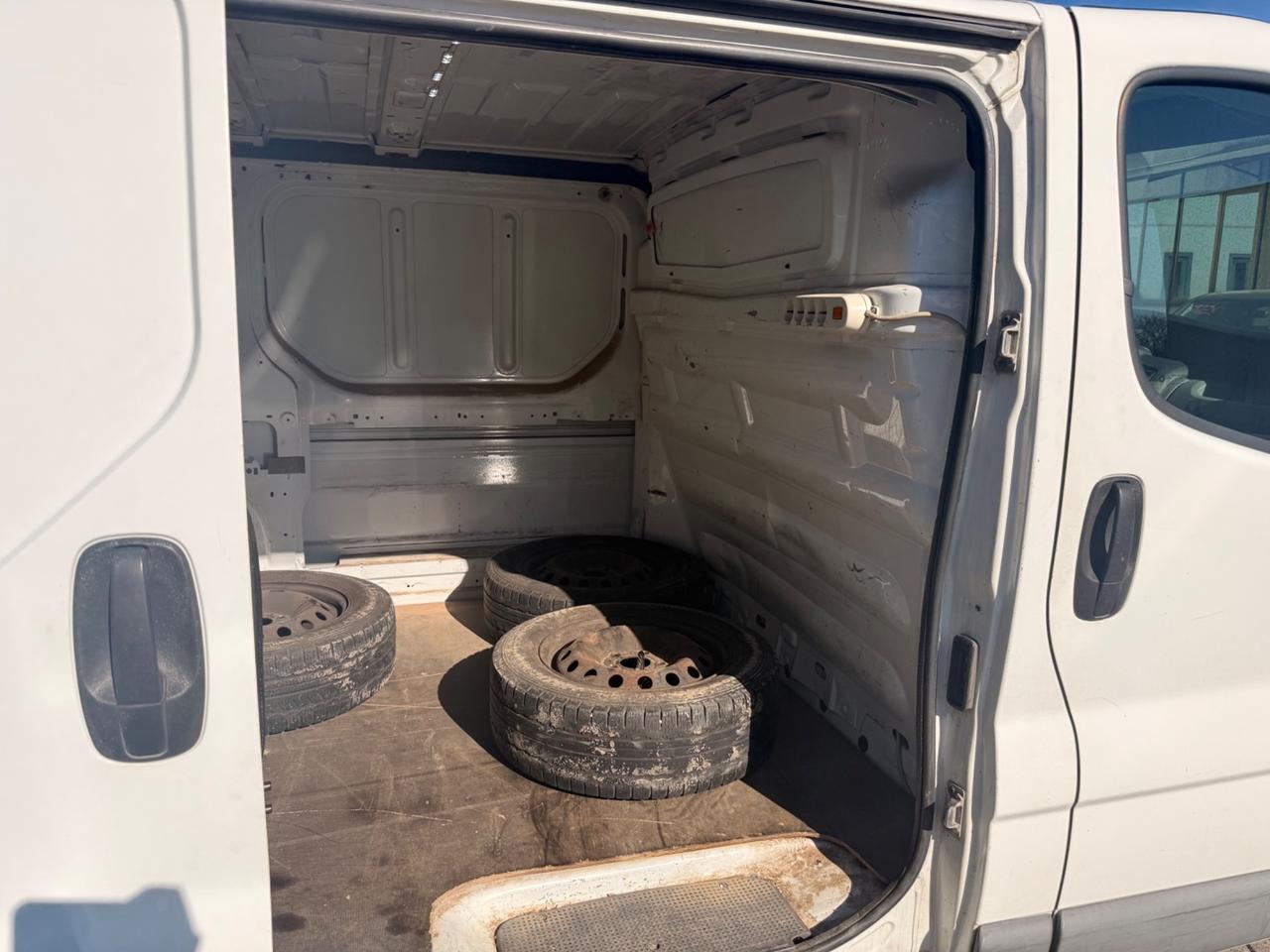 Renault Trafic 2.0dci 2012 euro5 ICE