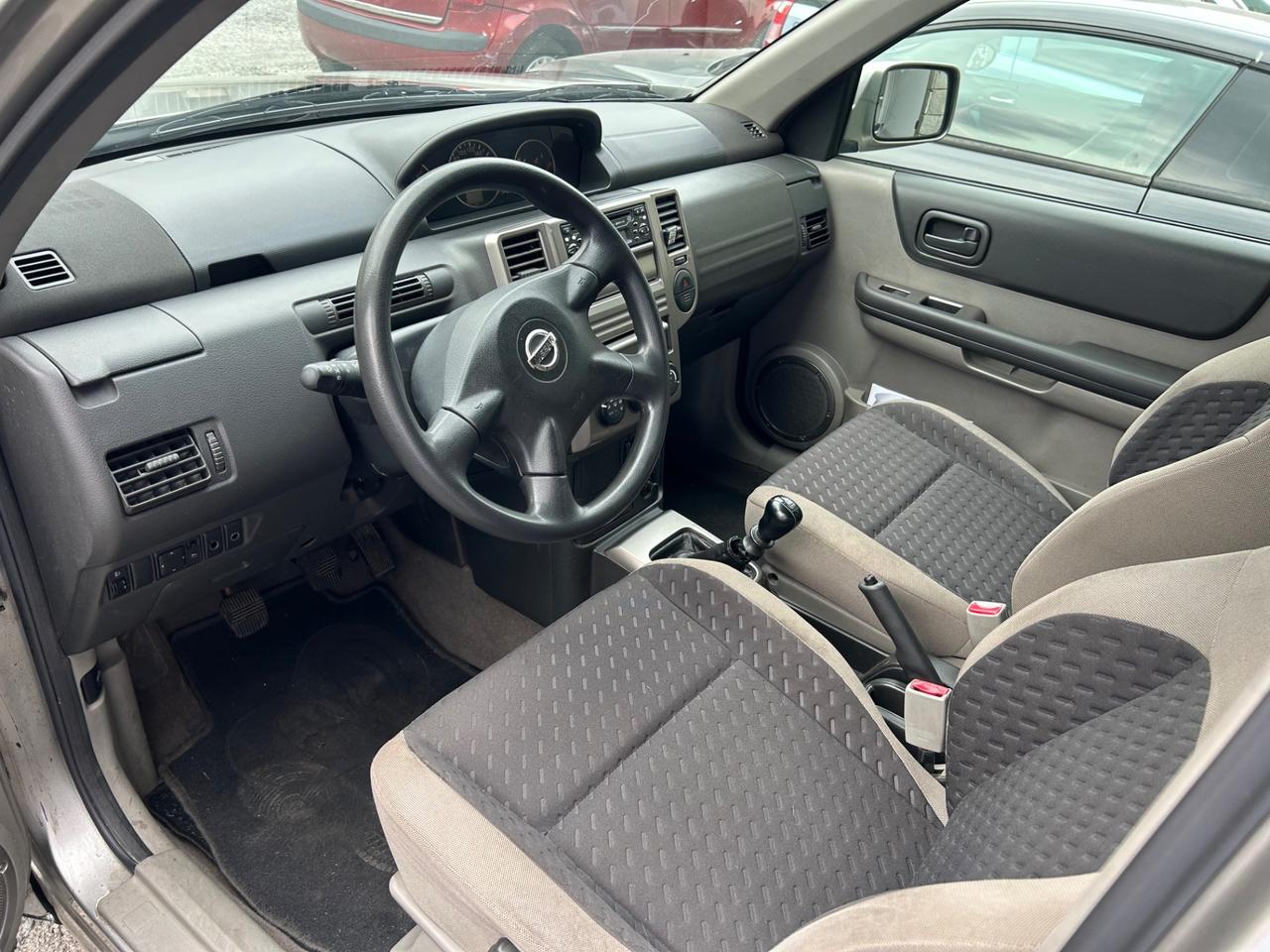 Nissan X-Trail 2.2 dCi Urban