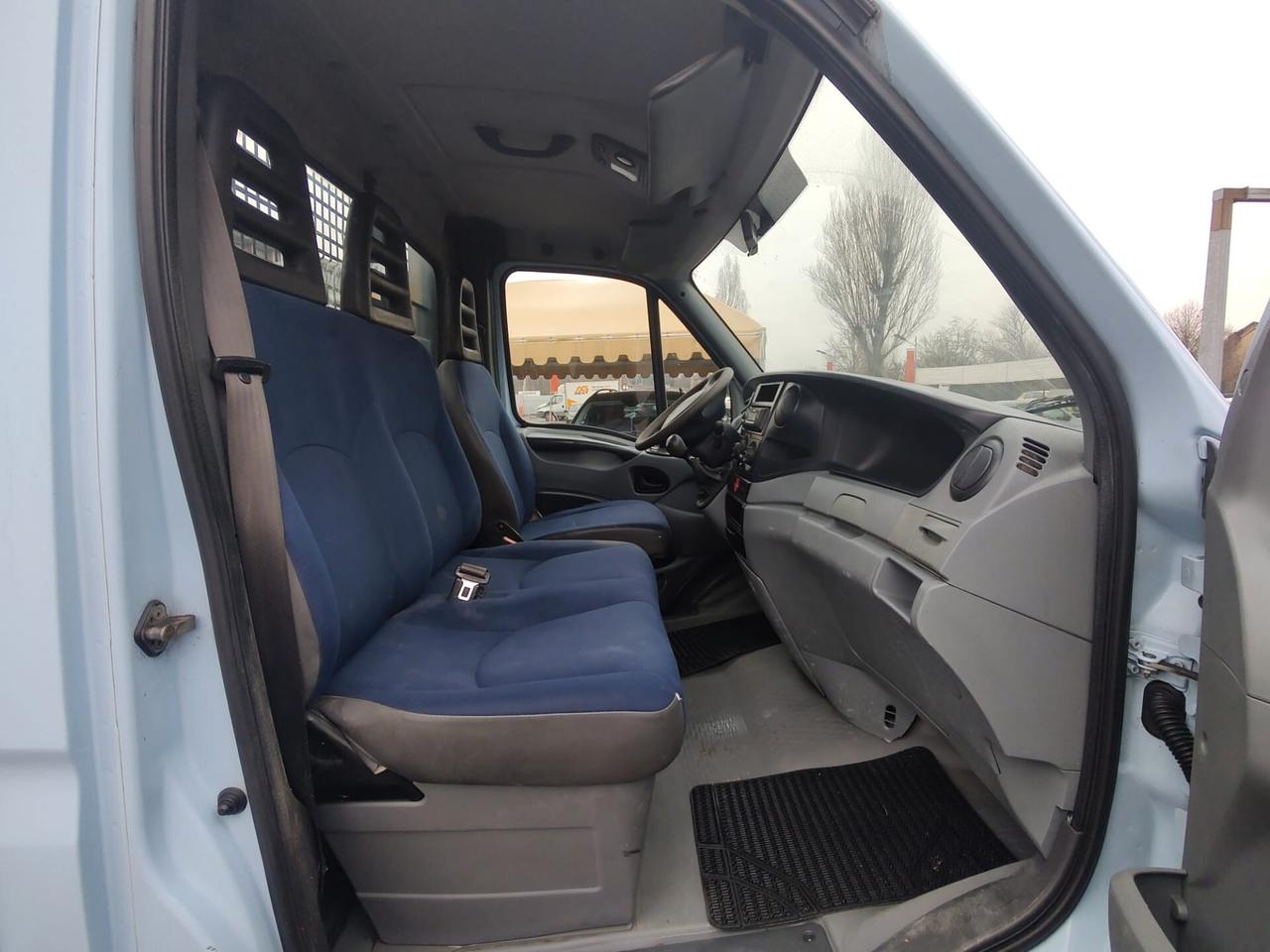 Iveco Daily RIBALTABILE TRILATERALE, SCATTOLINI SCIV 35c12 2.3jtd OK NEOPATENTATI.