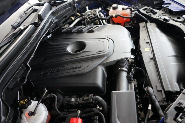 ALFA ROMEO Stelvio 2.2 Turbodiesel 190 CV AT8 Q4 Business
