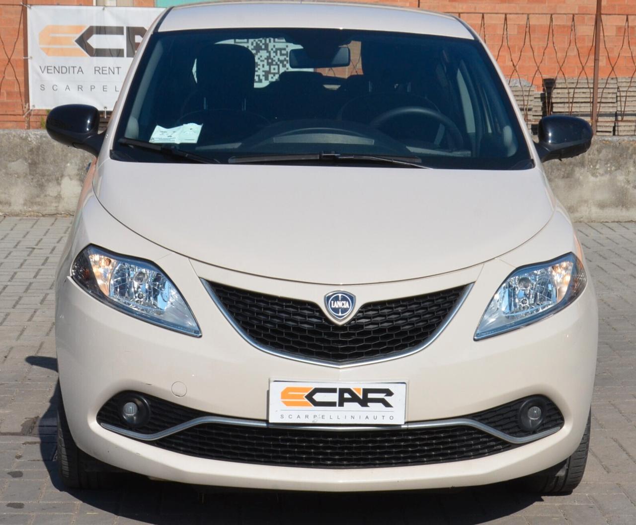 Lancia Ypsilon 1.2 69 CV 5 porte Gold