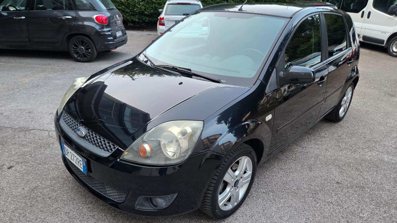 Ford Fiesta 1.4 TDCi 5p. Ghia