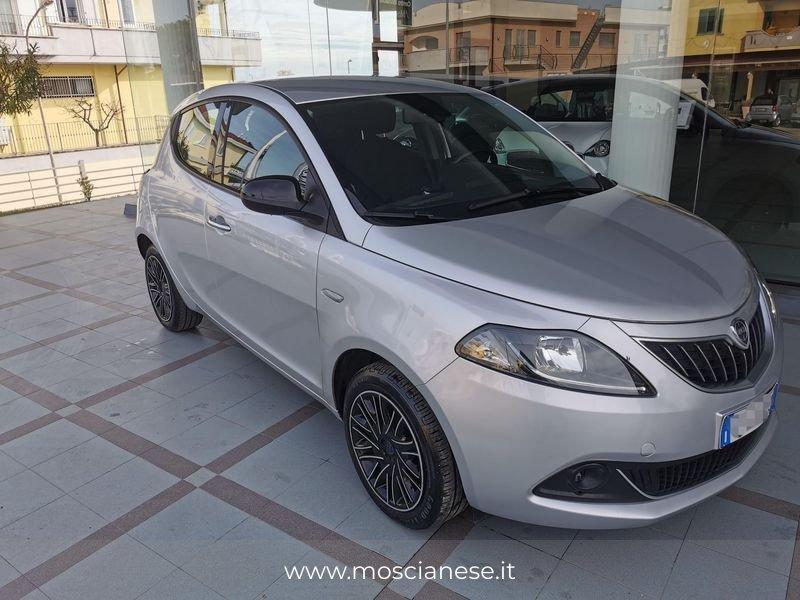 Lancia Ypsilon 1.0 FireFly 5 porte S&S Hybrid Gold