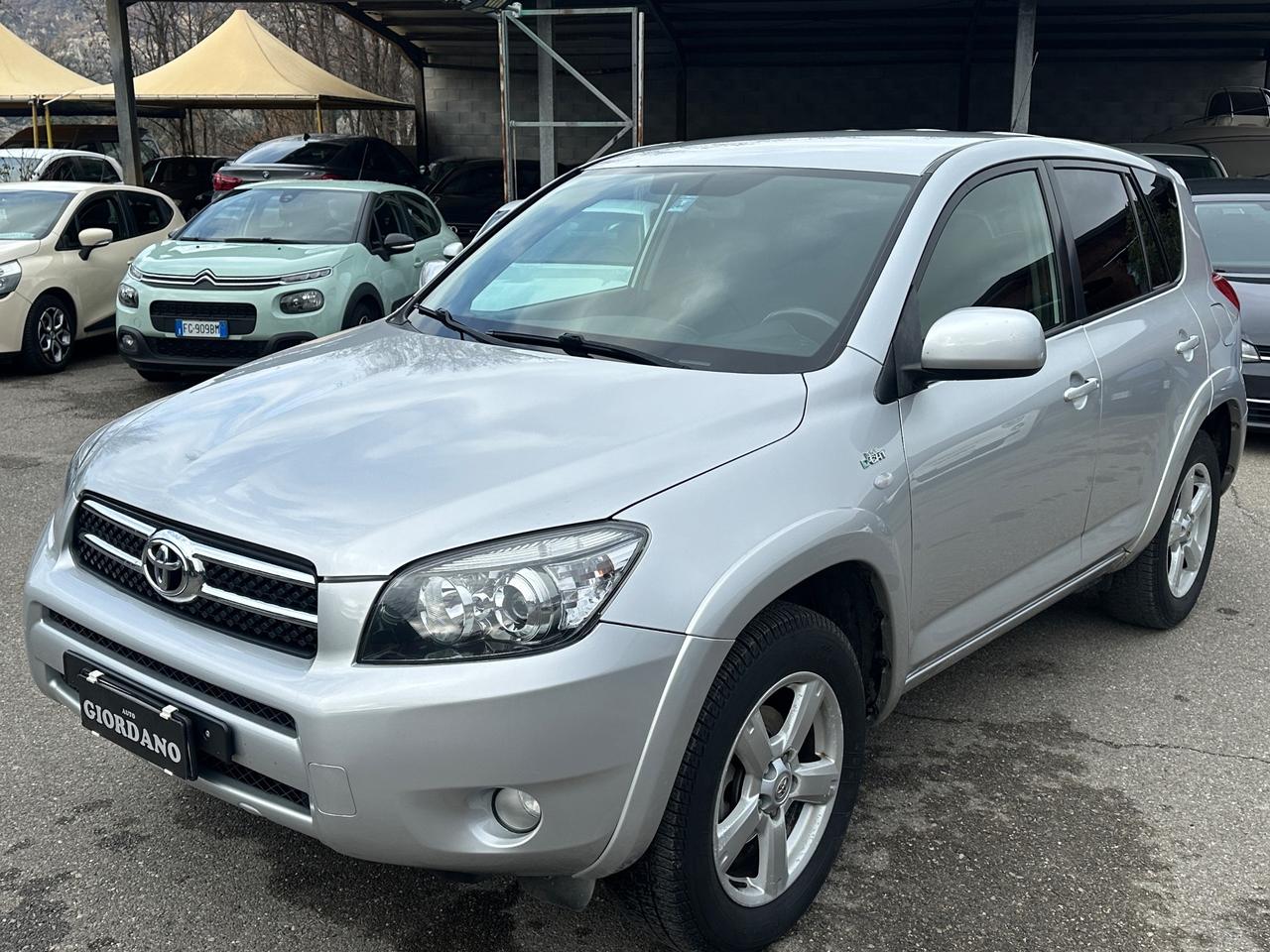 Toyota RAV 4 RAV4 2.2 D-4D 177 CV Luxury