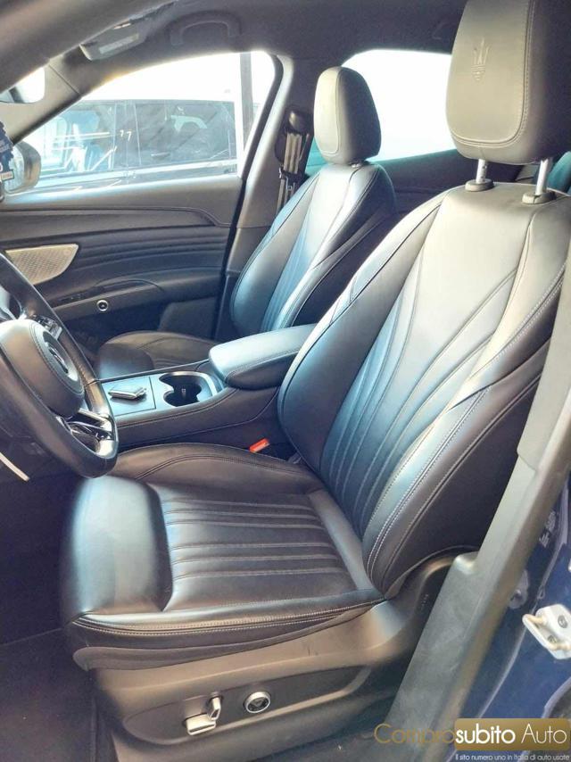 MASERATI Grecale MHEV 300 CV AWD GT