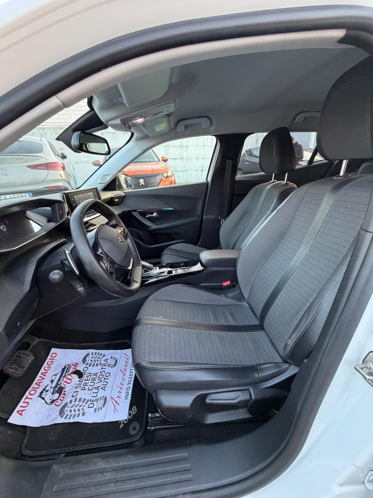 Peugeot 2008 BlueHDi 130 S&S EAT8 GT Pack