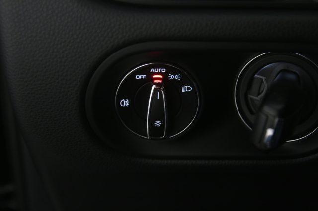 PORSCHE Macan 2.0 T Cerchi 21''/Tetto /Pack Chrono/Bose