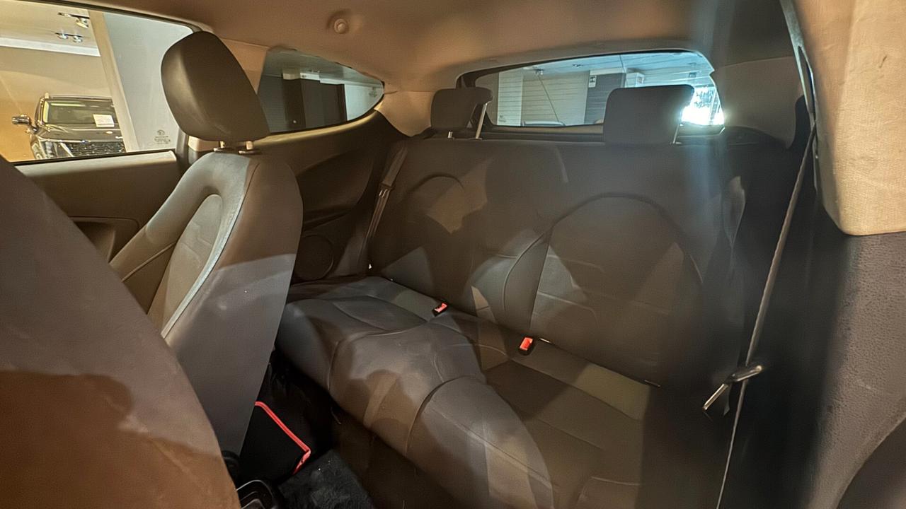 ALFA ROMEO MITO 1.3 D 95 CV - 2011