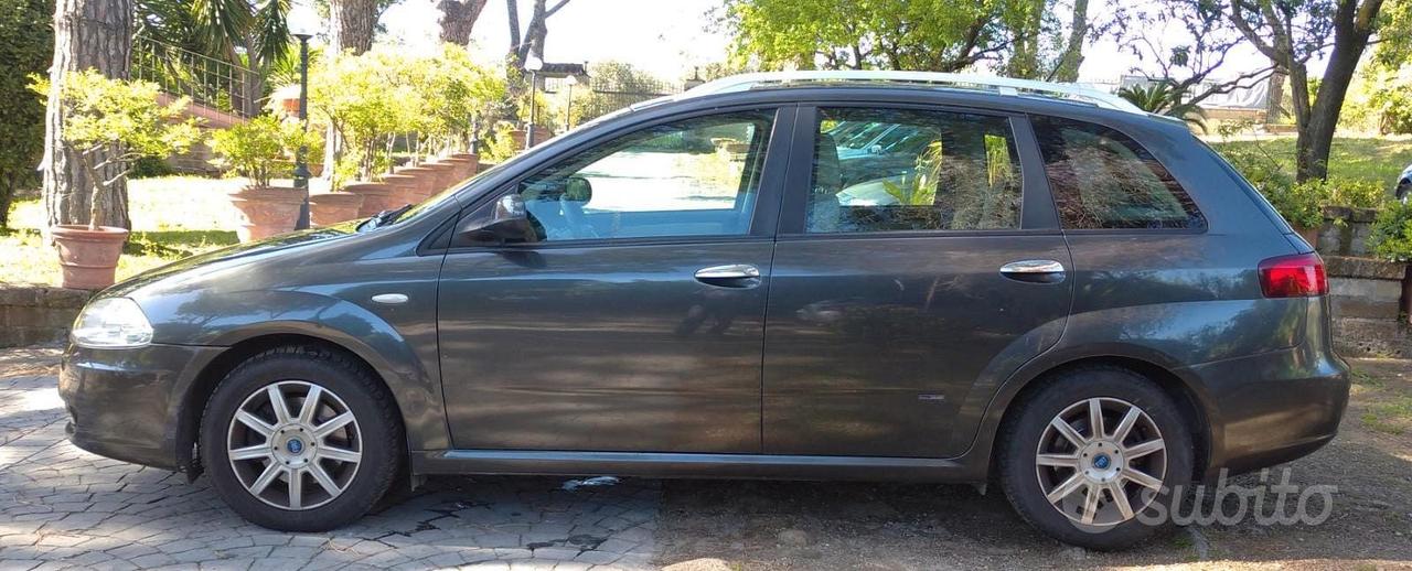 FIAT Croma 1.9 JTD 150 cv - 2005