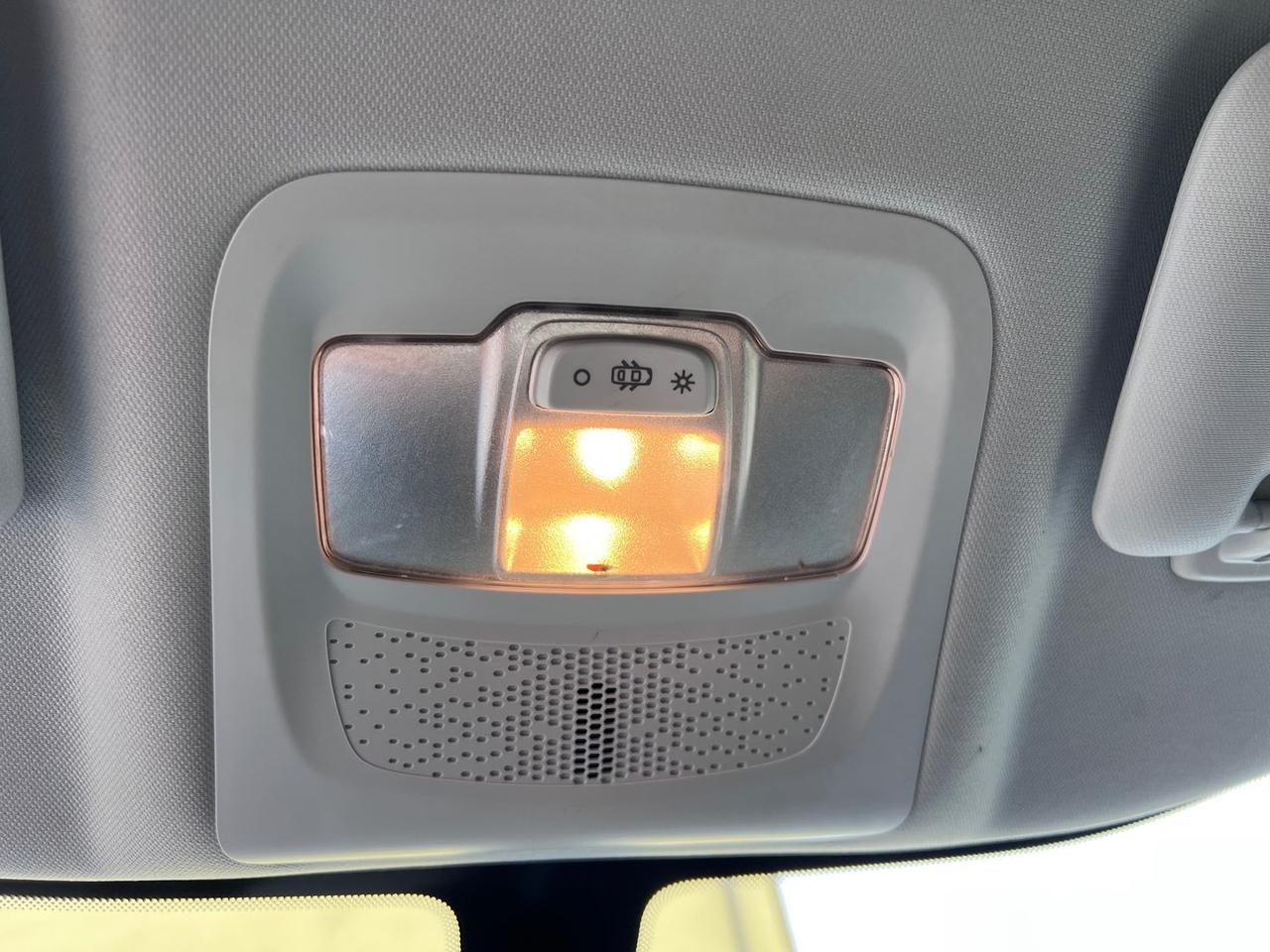 Peugeot 2008 1.2 PureTech 82 #9549