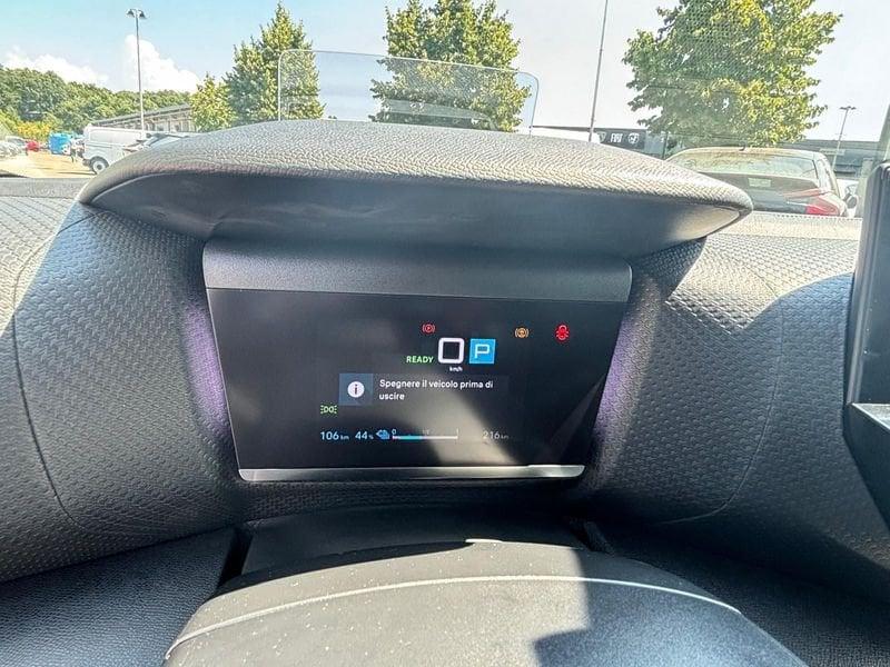 Citroën e-C4 X motore elettrico 100kW Shine (136 CV)