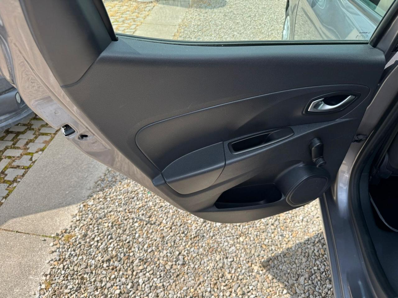 Renault Clio 1.2 75CV GPL 5 porte Authentique NEOPATENTATI