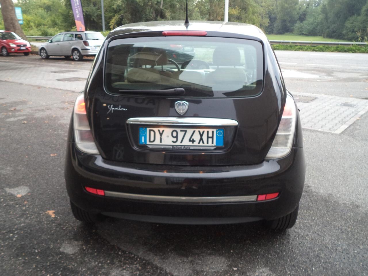 Lancia Ypsilon 1.2 Platino OK NEOPATENTATI 5 POSTI