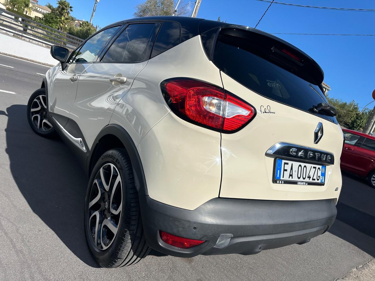 Renault Captur 1.5 dCi 8V 110 CV Start&Stop Iconic