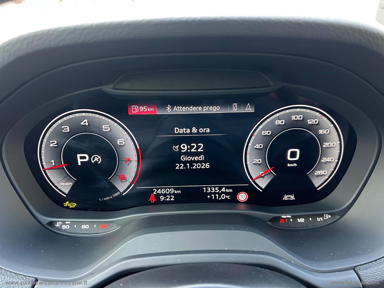 AUDI Q2 35 TFSI S tronic Identity Black