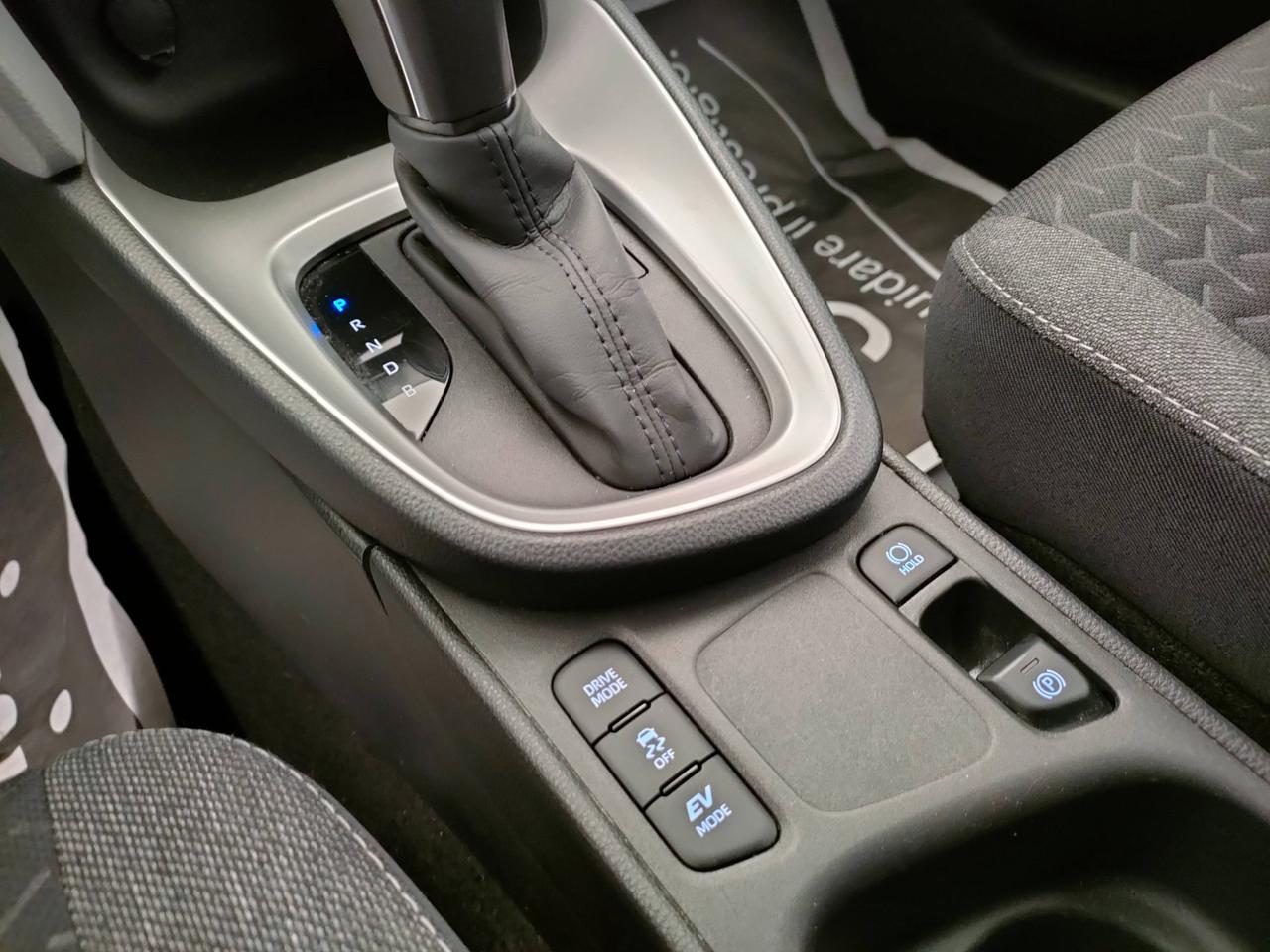 TOYOTA Yaris Cross - Yaris Cross 1.5h Active fwd 116cv e-cvt