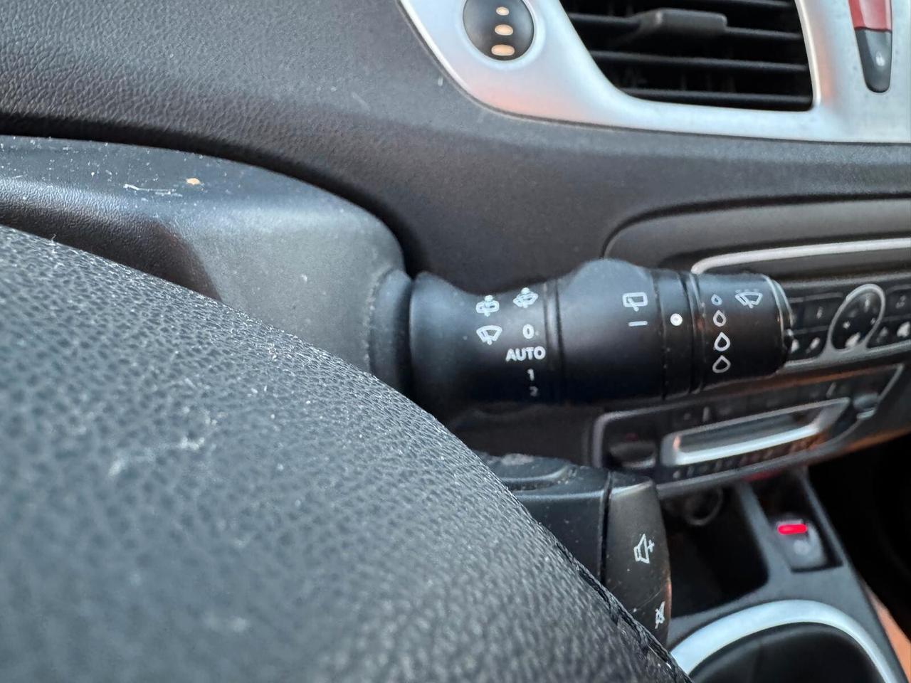 Renault Scenic 7 POSTI 1.5 DCI 110CV 2010