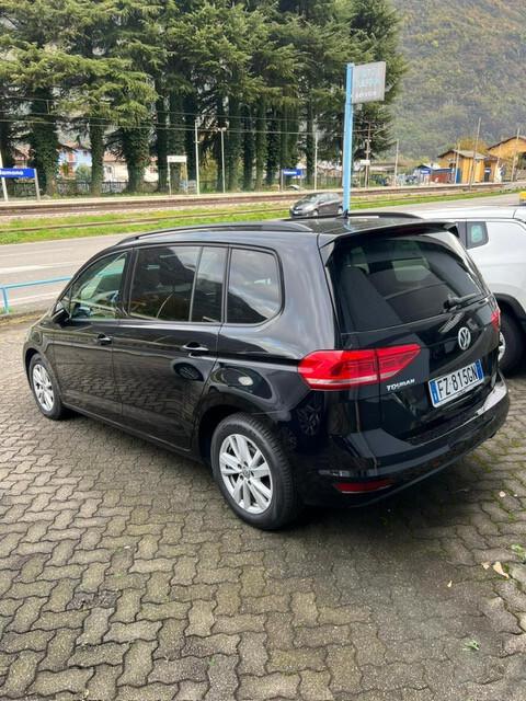 Volkswagen Touran 2.0 TDI 115 CV DSG Business BlueMotion Technology