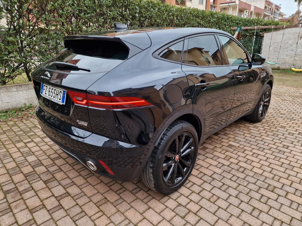 Jaguar E-Pace 2.0d 180 AWD TETTO