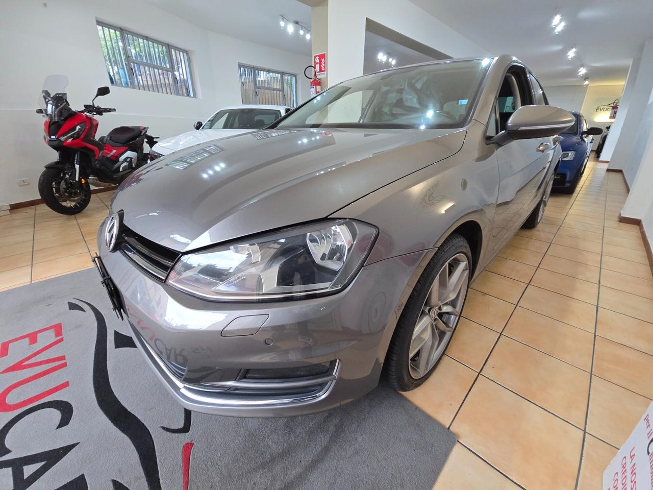 Volkswagen Golf 1.6 TDI 110 CV 5p. Business BlueMotion Technology 150€/mese