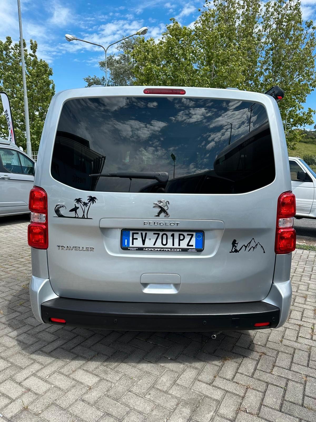 TRAVELLER VAN