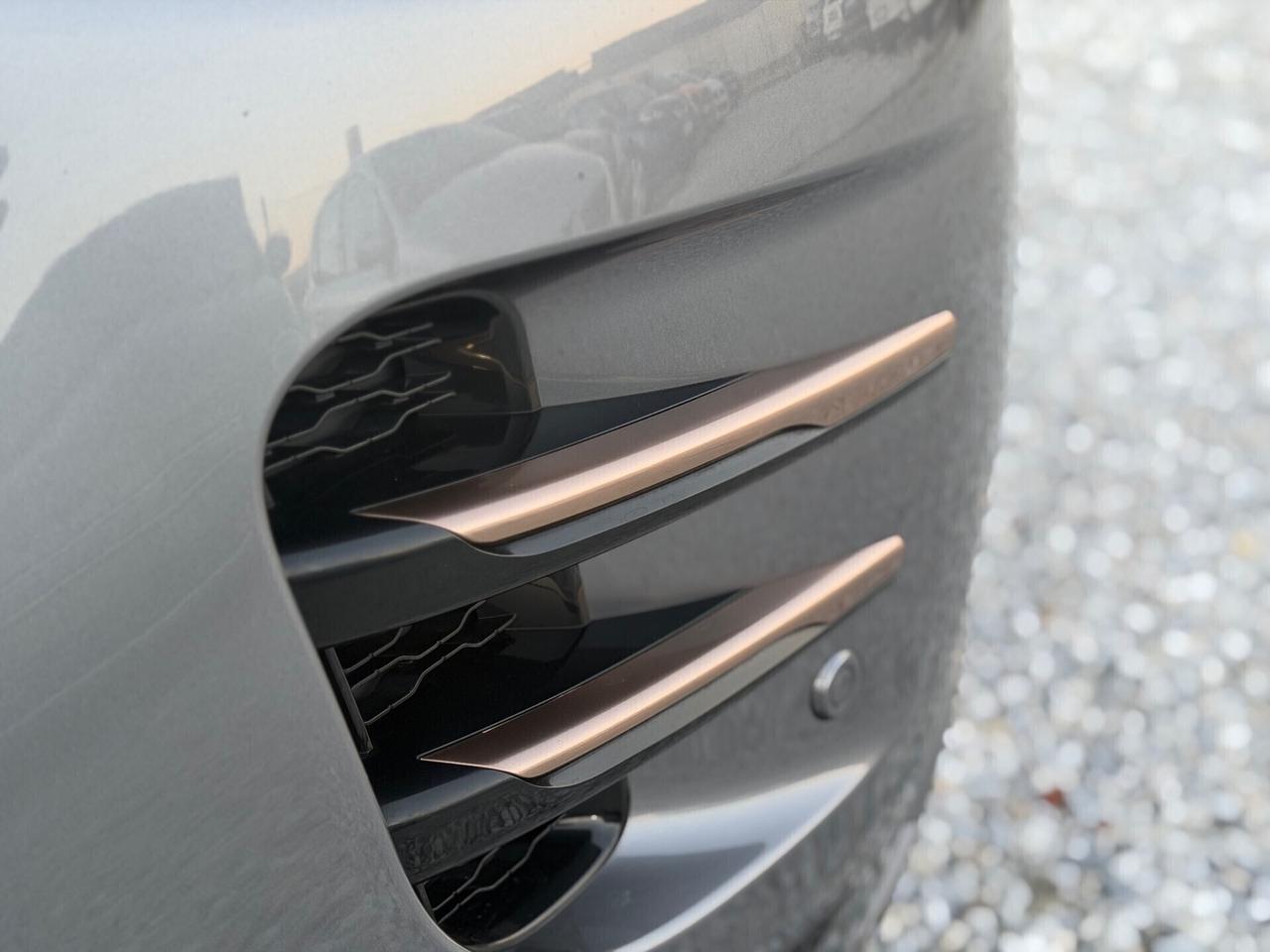 Land Rover Range Evoque 1.5 I3 160 CV Auto R-Dynamic SE