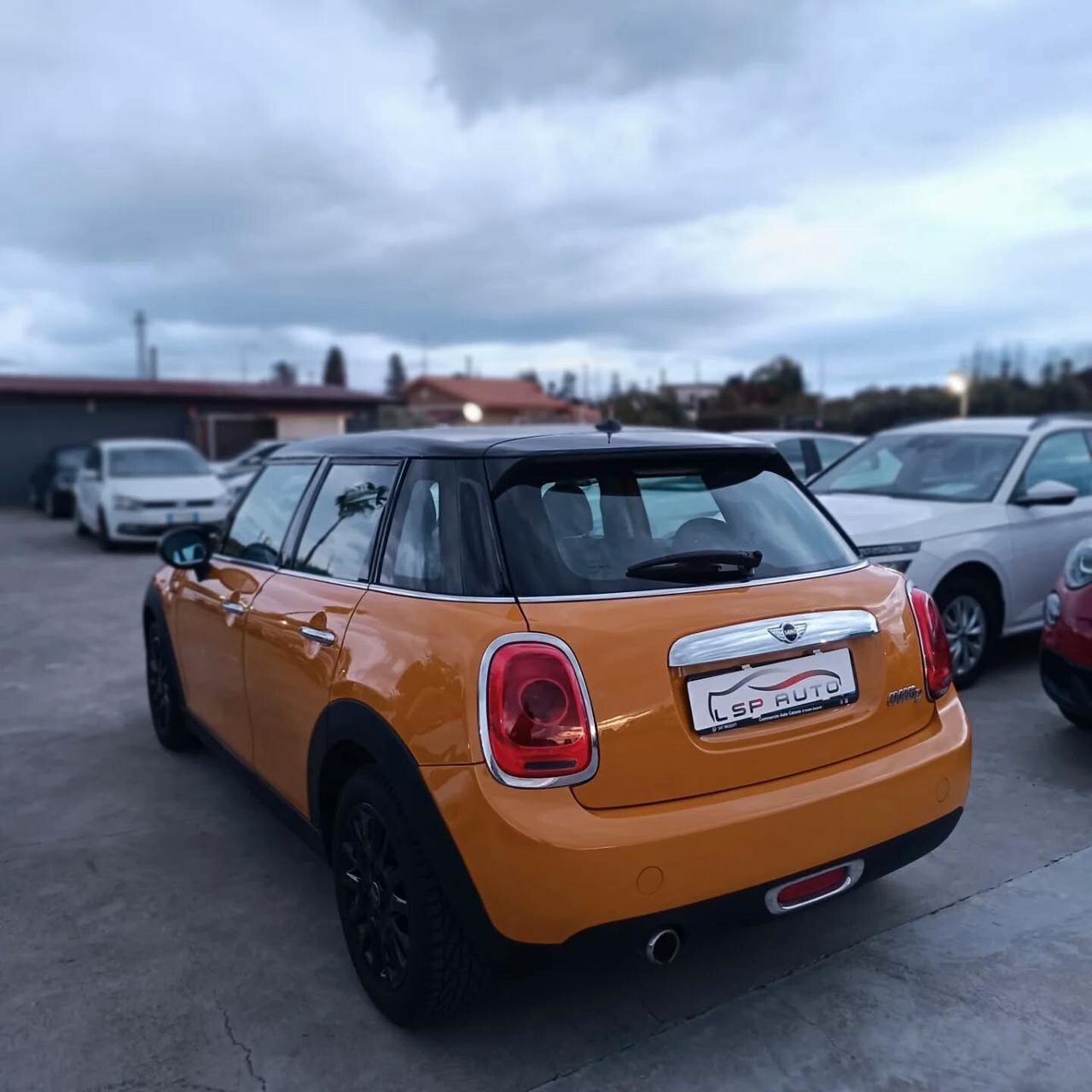 Mini 1.5 One D SOLI 85.000KM BLACKPACK