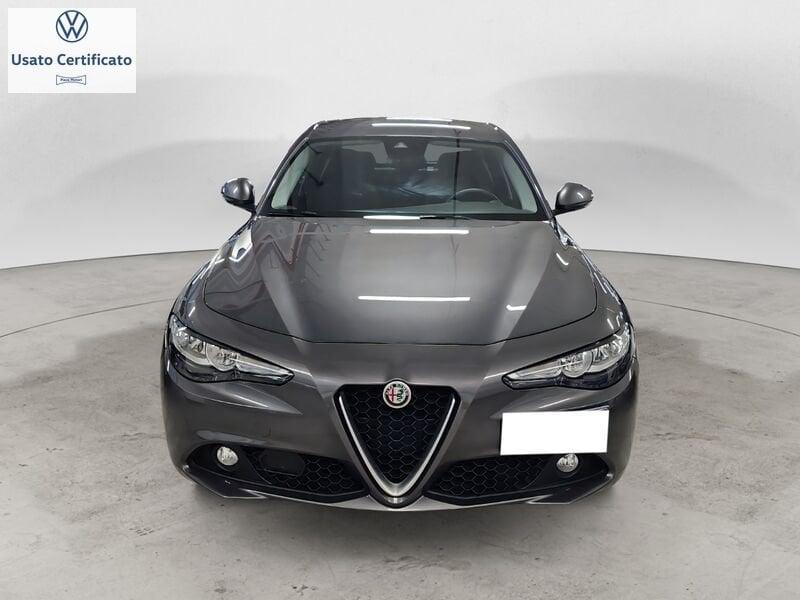 Alfa Romeo Giulia Giulia 2.2 Turbodiesel 136 CV AT8 Business