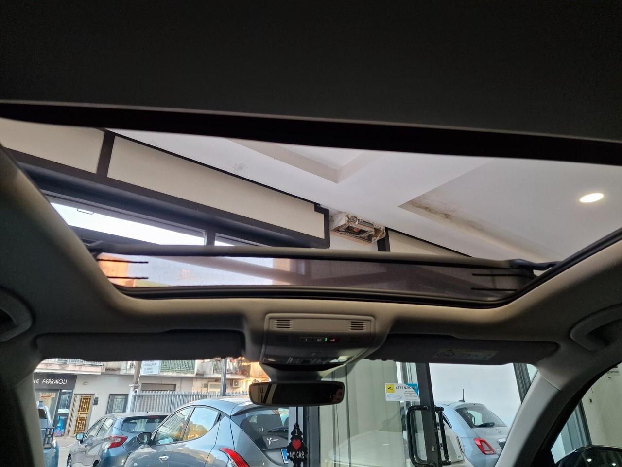 Volkswagen T-Roc 2.0 TDI SCR 150 CV DSG TETTO PANORAMICO