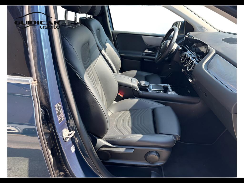 Mercedes-Benz Classe B - W247 2018 - B 180 d Sport auto