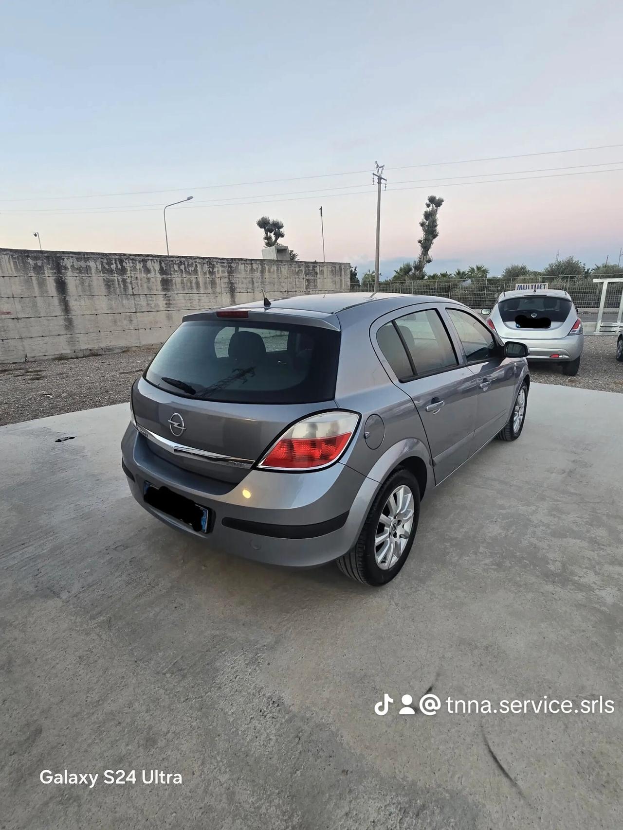 Opel Astra GTC 1.3 CDTI 3 porte Enjoy