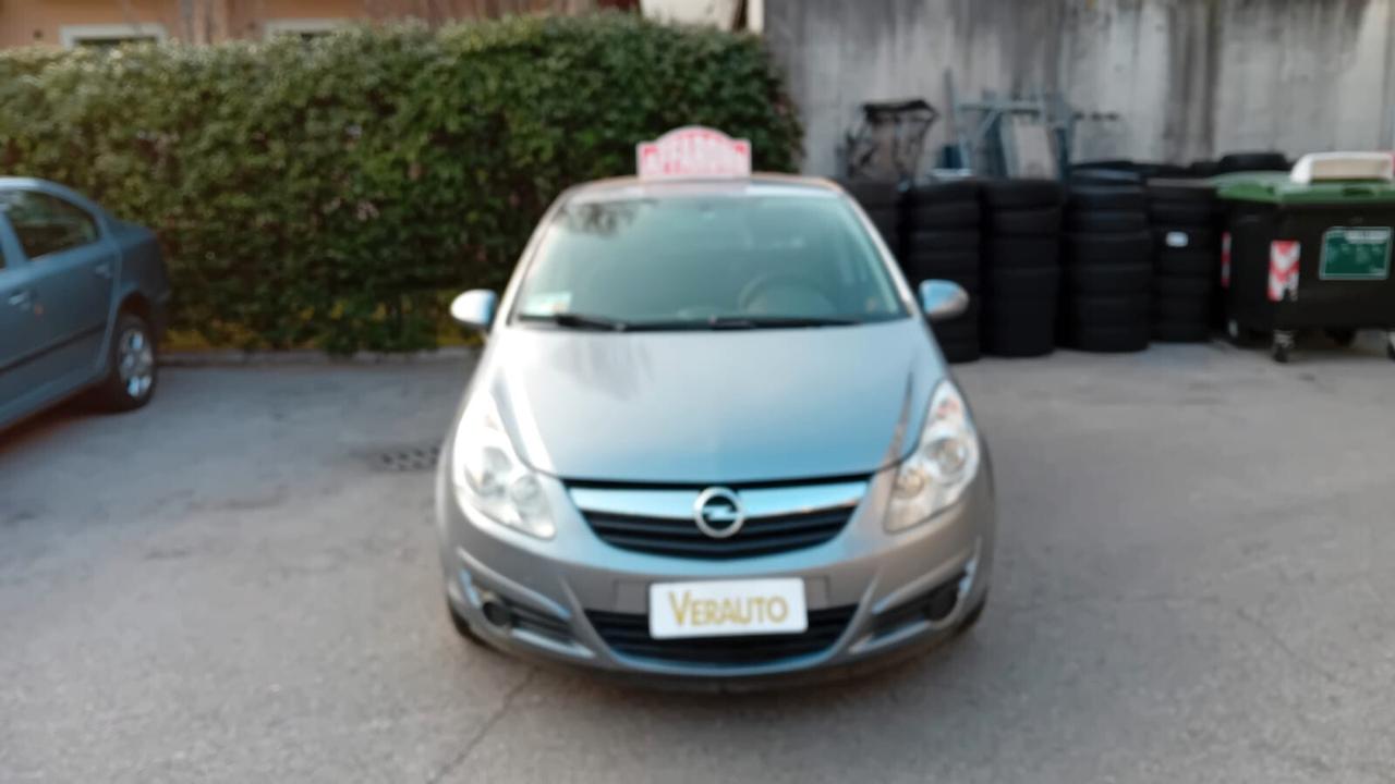 Opel Corsa 1.2 80CV 5 porte GPL-TECH Club