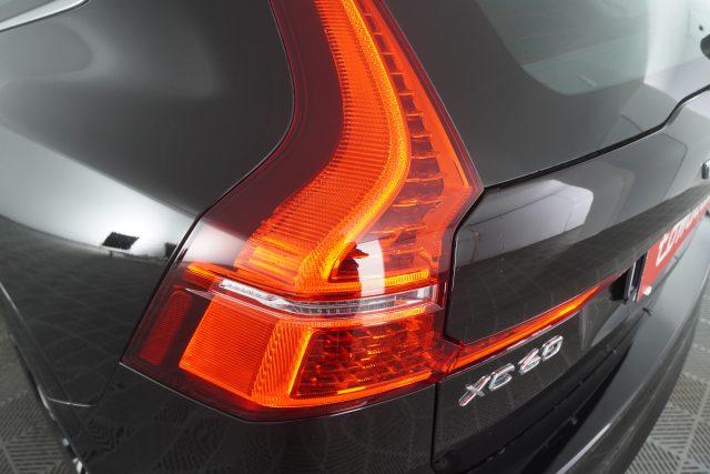 VOLVO XC60 XC60 B4 (d) automatico Core