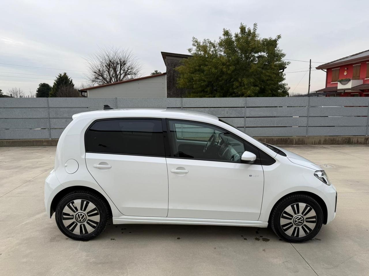 Volkswagen up! e-up! 82 CV