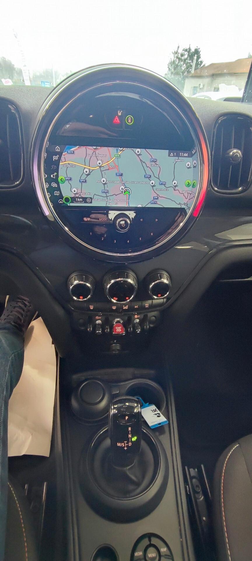 Mini One D Countryman 2.0 Cooper Business Automatica