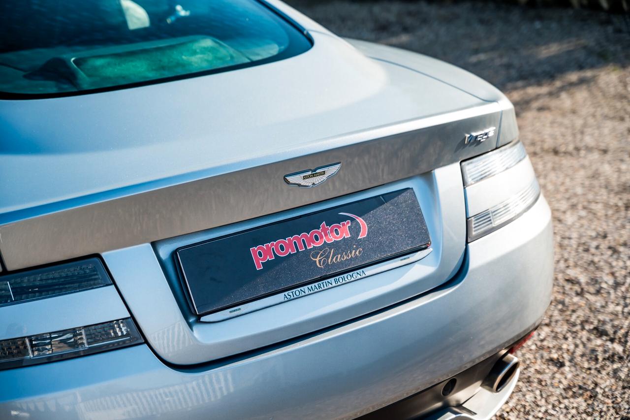 Aston Martin Virage -