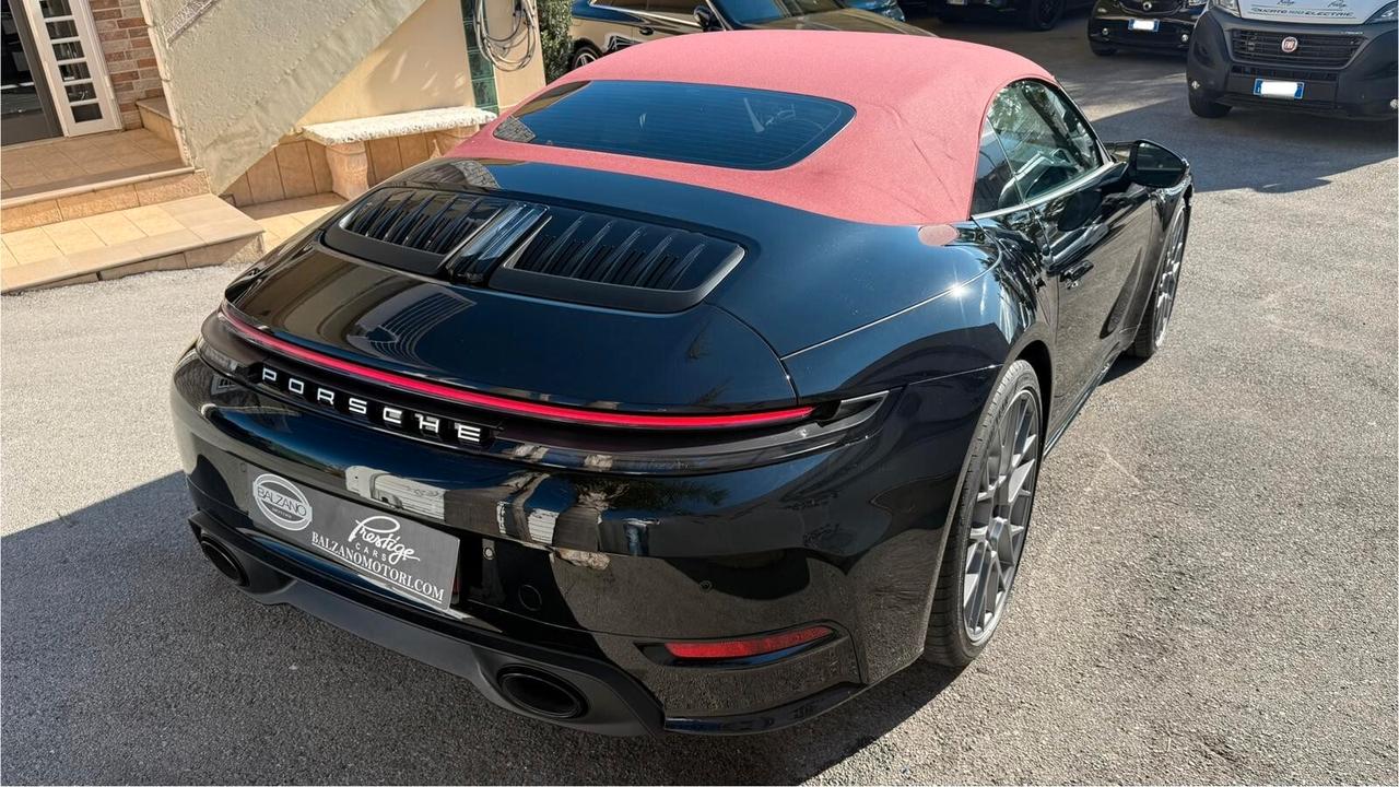 PORSCHE 911 CARRERA CABRIO 2025