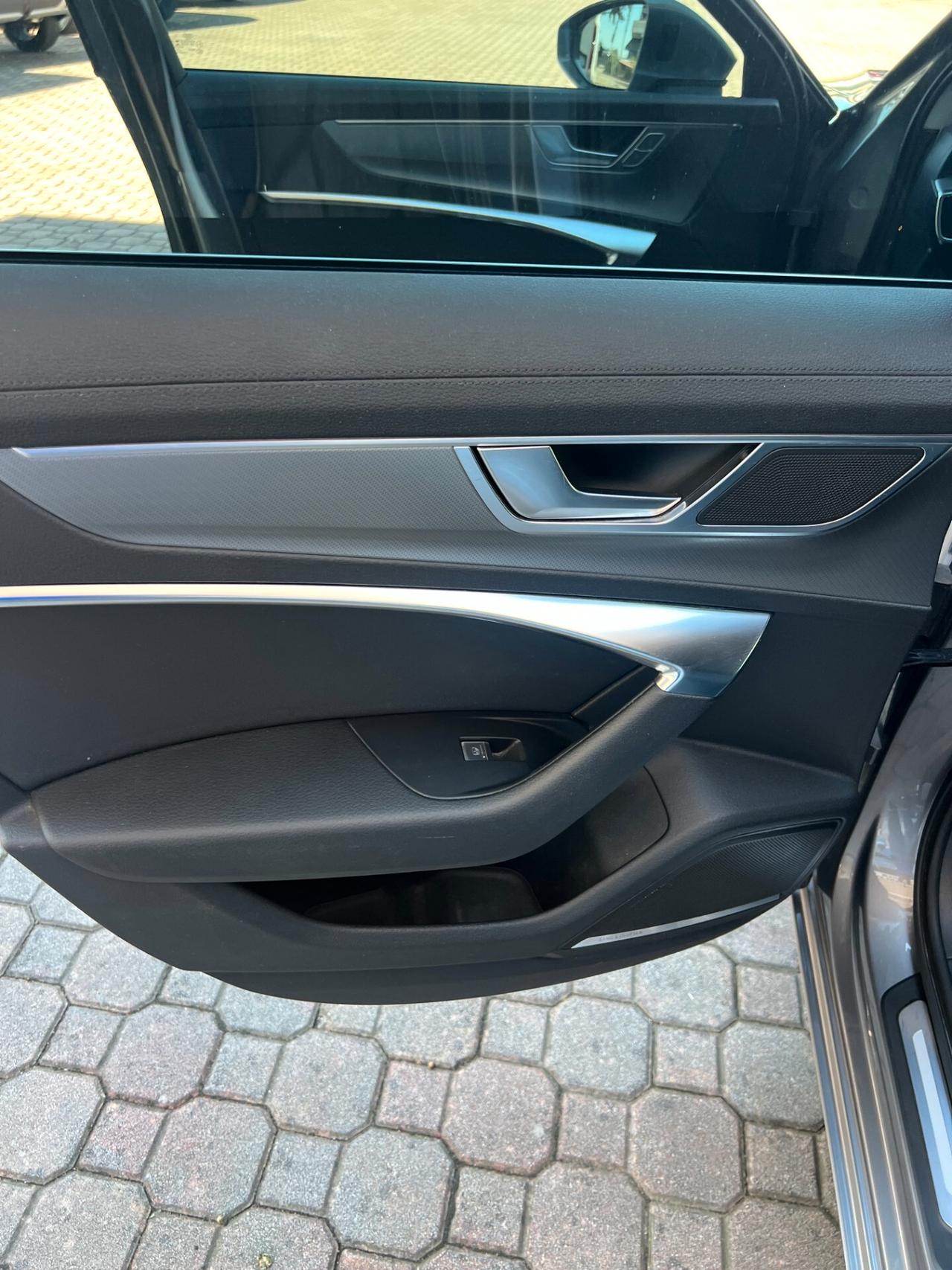Audi A6 40 2.0 TDI quattro ultra S tronic Business Design