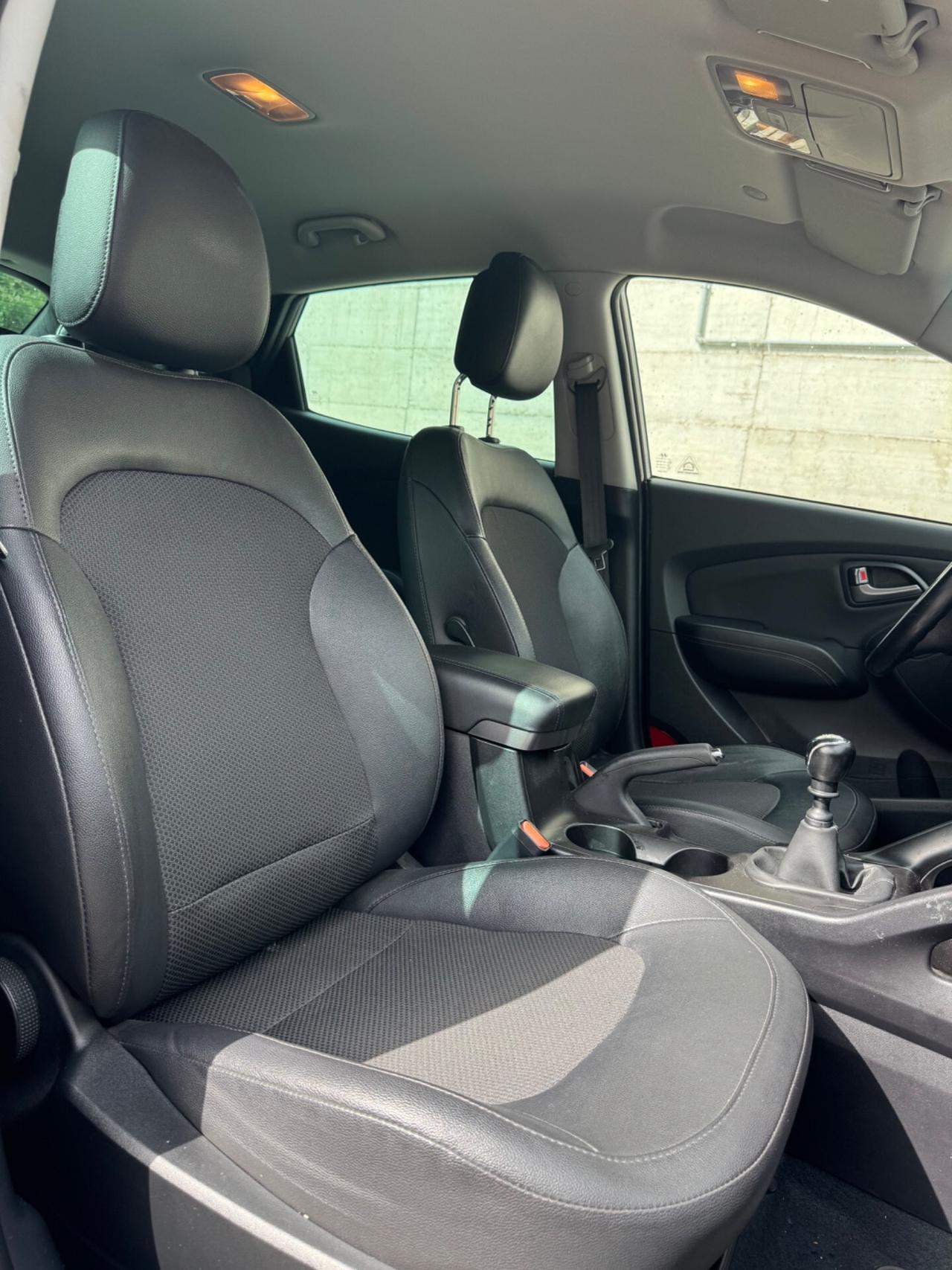 Hyundai ix35 1.7 CRDi 2WD Xpossible – 78.000 km – Grigio