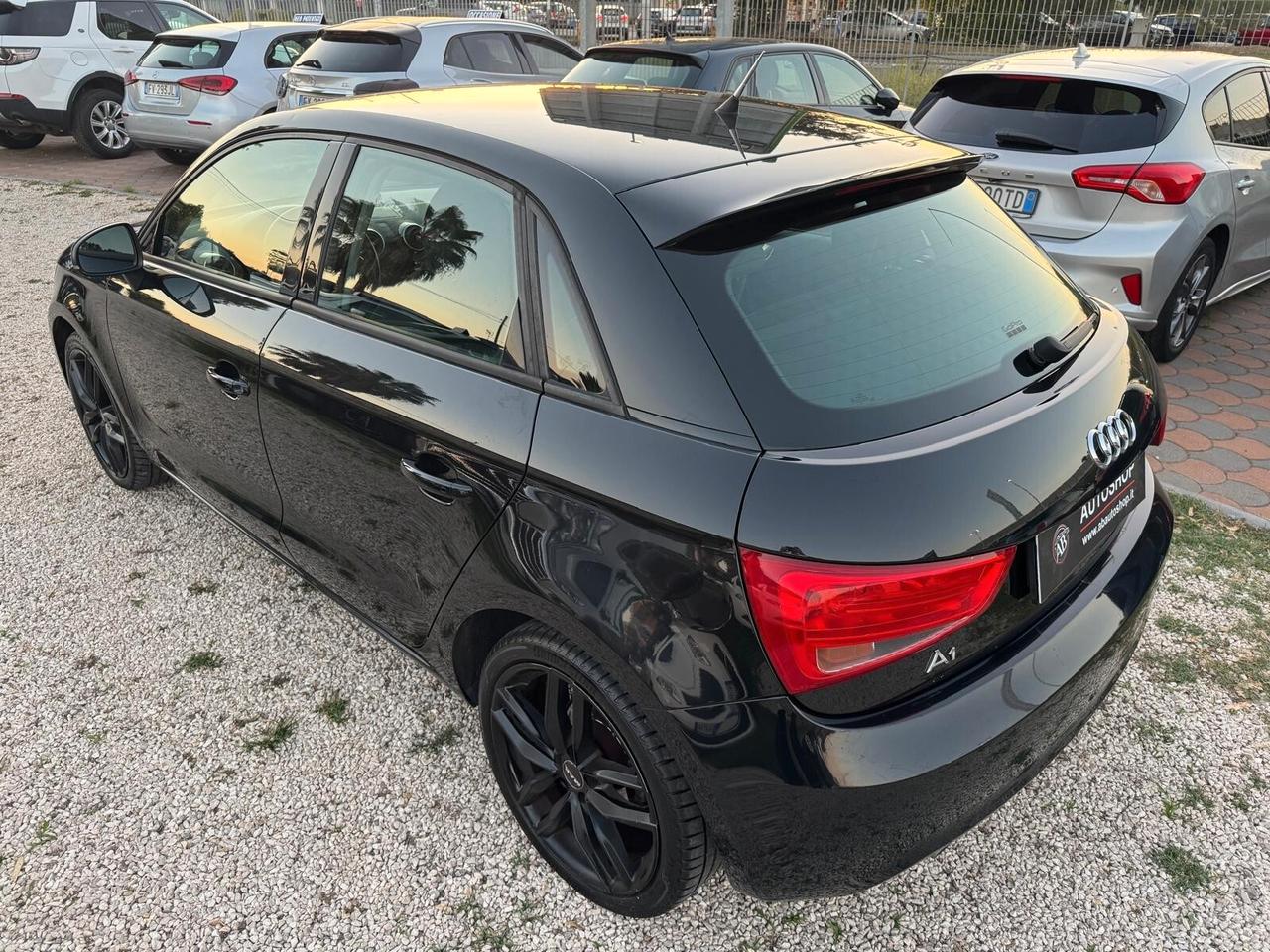 AUDI - A1 Sportback - 1.6 TDI Ambition - UNIPRO.- NEOPATENTATI - FINANZIABILE - PERMUTE
