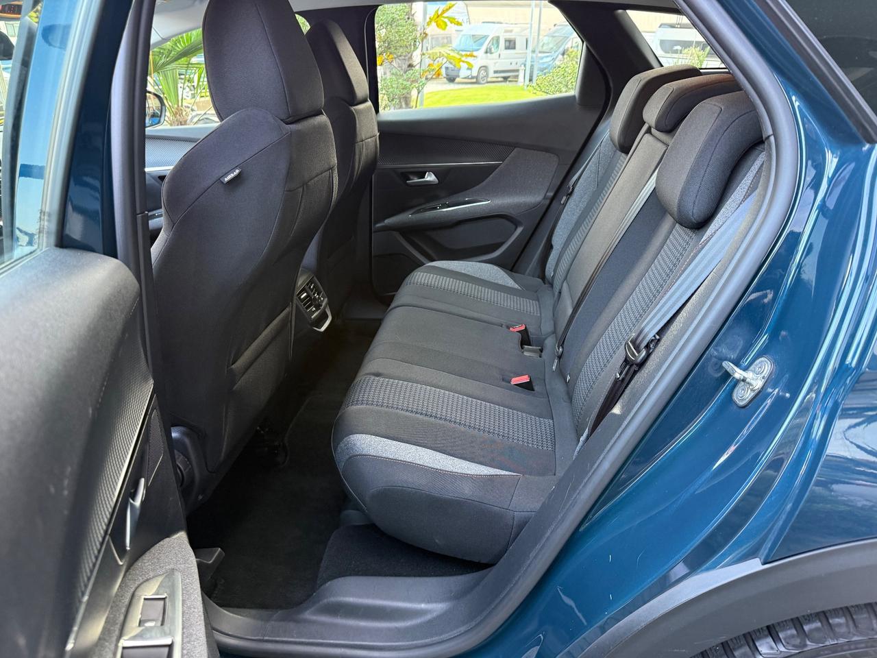 Peugeot 3008 1500tdi automatica