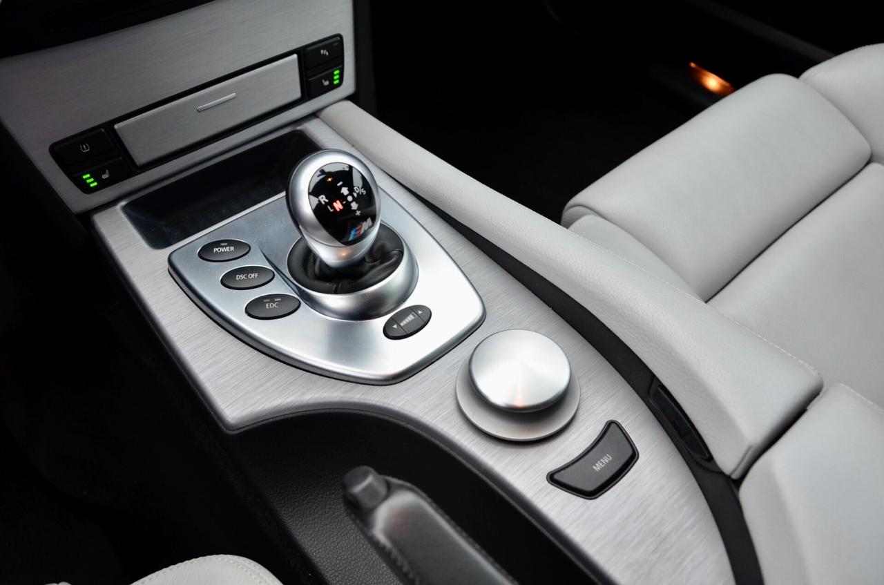 BMW M5 5.0 V10 TOURING 507cv, UFF ITALIANA, SERVICE BMW, INTERLAGOS BLAU, PERMUTE