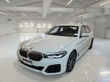 BMW 520 XDRIVE M SPORT AUTO MH48V 4 PORTE BERLINA